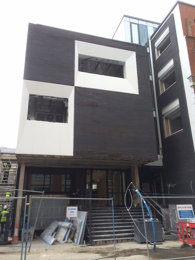 19 Queen Elizabeth Street