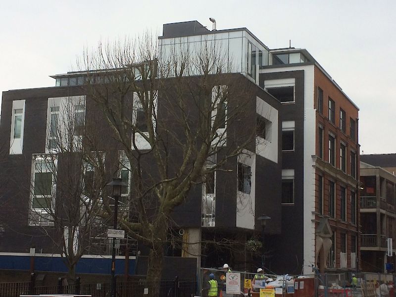 19 Queen Elizabeth Street