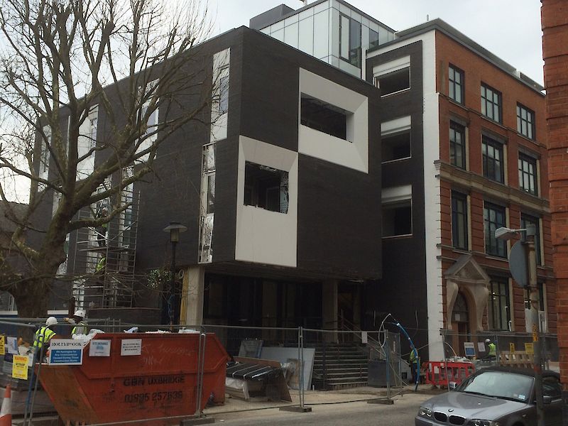 19 Queen Elizabeth Street